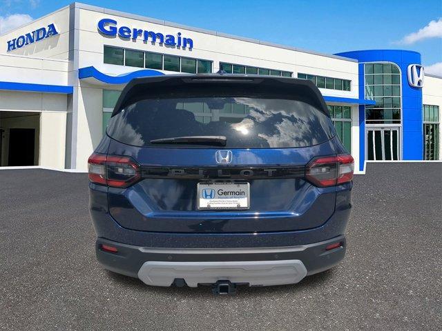 new 2025 Honda Pilot car, priced at $47,600