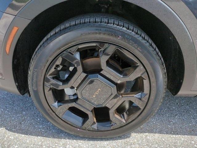 used 2025 Kia Sorento car, priced at $38,800