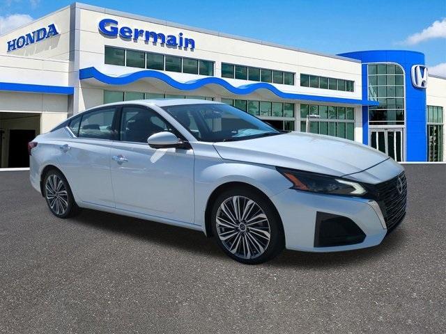 used 2023 Nissan Altima car, priced at $21,800