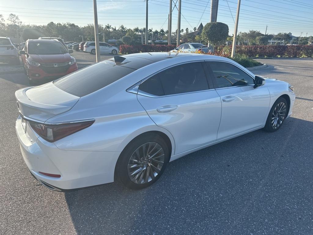 used 2024 Lexus ES 350 car, priced at $47,488