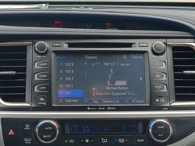 used 2019 Toyota Highlander car, priced at $25,488