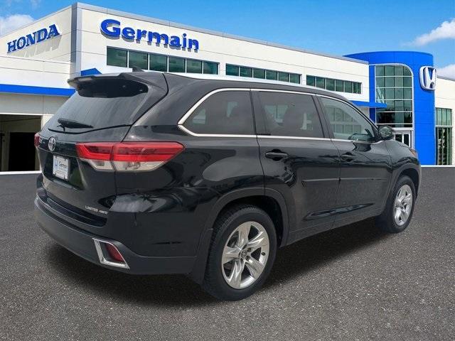 used 2019 Toyota Highlander car, priced at $25,488