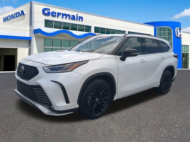 used 2023 Toyota Highlander car, priced at $42,688