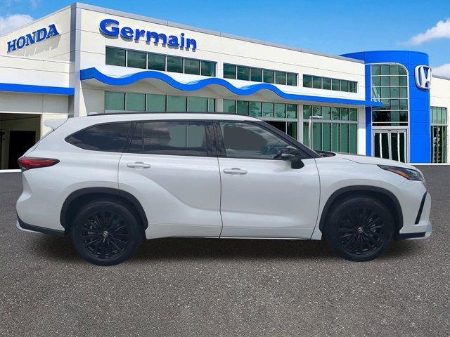 used 2023 Toyota Highlander car, priced at $42,688