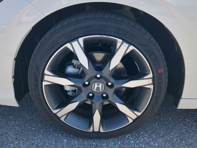 new 2025 Honda Civic Hybrid car, priced at $34,300