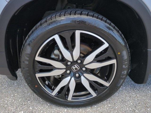 used 2022 Honda Pilot car, priced at $33,800
