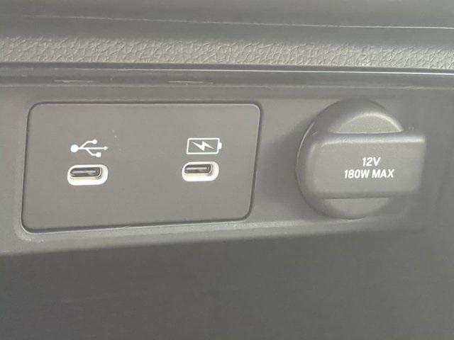 new 2026 Honda CR-V Hybrid car, priced at $40,120
