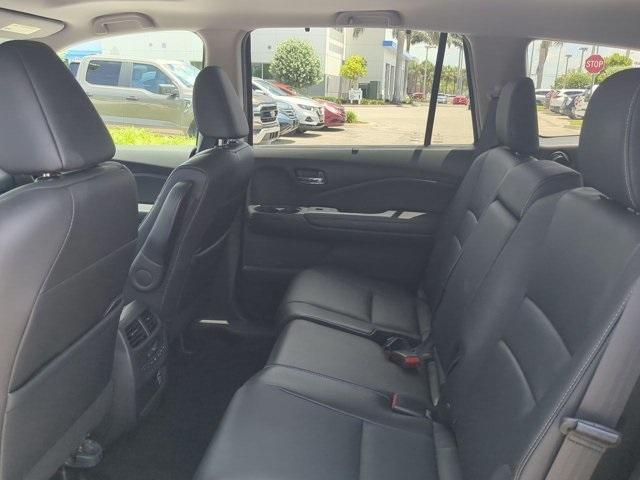 used 2022 Honda Pilot car, priced at $31,888