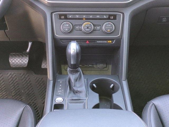 used 2020 Volkswagen Atlas Cross Sport car, priced at $13,800