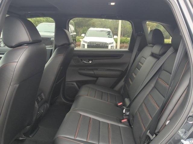 new 2025 Honda CR-V Hybrid car, priced at $39,045