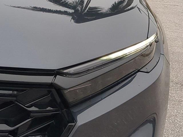 new 2025 Honda CR-V Hybrid car, priced at $39,045