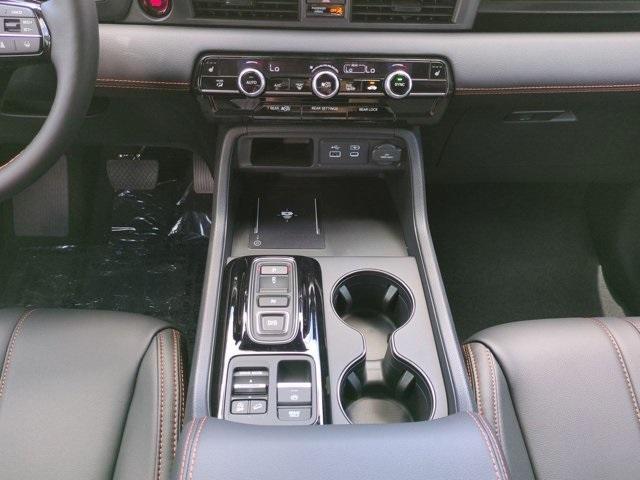 new 2025 Honda Pilot car, priced at $51,350