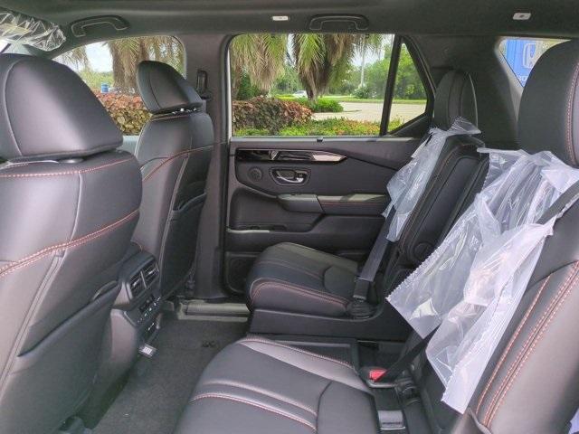 new 2025 Honda Pilot car, priced at $51,350