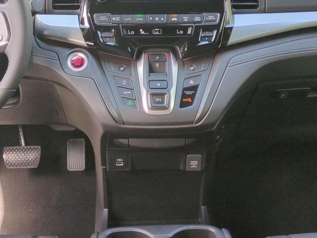 used 2024 Honda Odyssey car, priced at $39,800