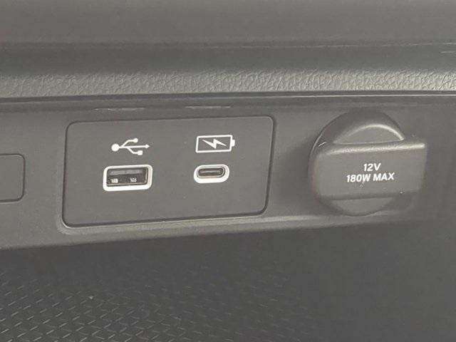 used 2025 Honda CR-V car, priced at $31,800