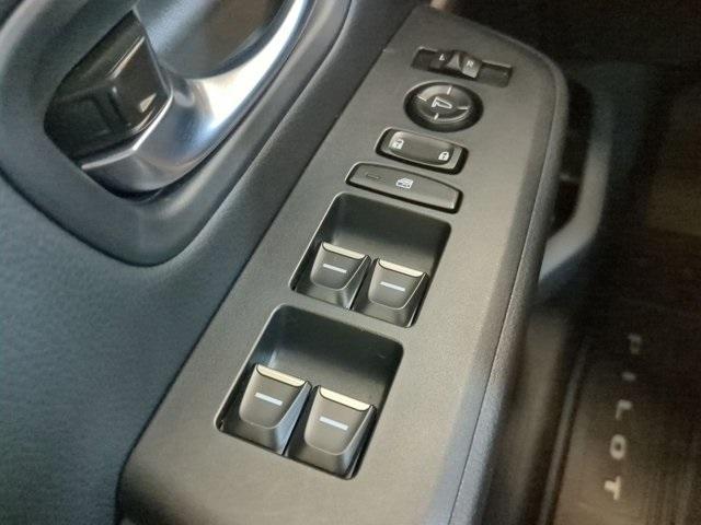 new 2025 Honda Pilot car, priced at $45,450
