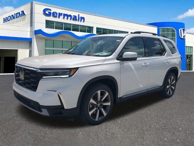 new 2025 Honda Pilot car, priced at $54,985