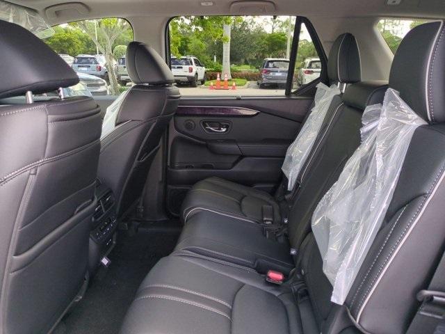 new 2025 Honda Pilot car, priced at $54,575
