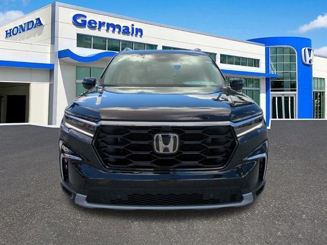 new 2025 Honda Pilot car, priced at $54,575
