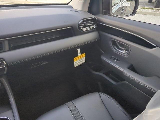 new 2025 Honda Pilot car, priced at $47,825