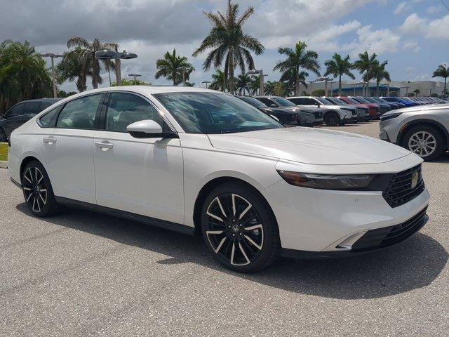 new 2025 Honda Accord Hybrid car, priced at $40,905