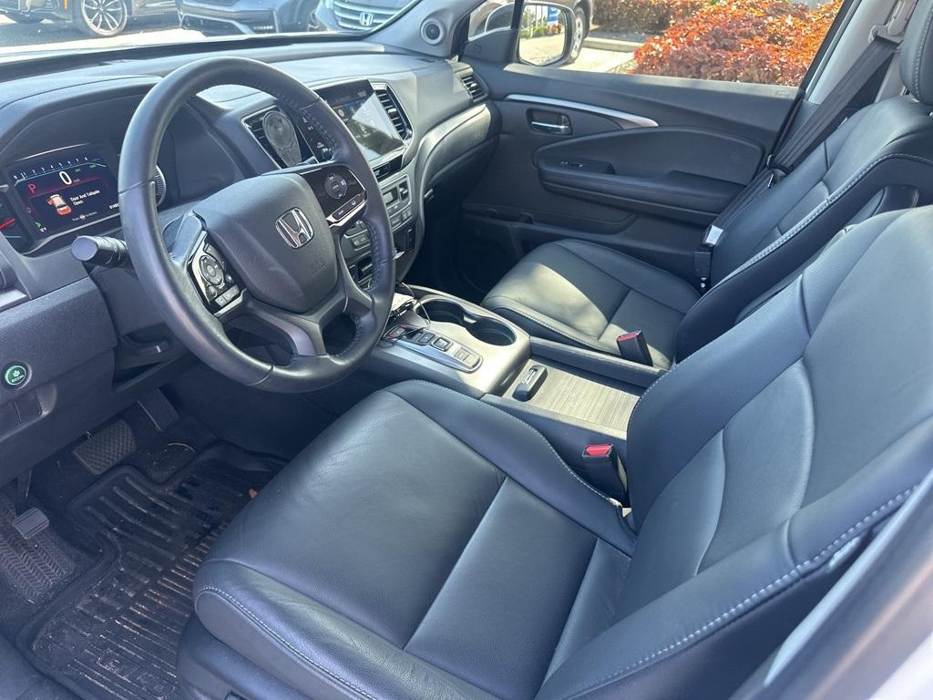 used 2022 Honda Pilot car, priced at $30,800
