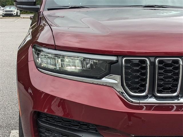 new 2025 Jeep Grand Cherokee car, priced at $42,170