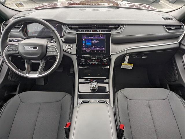 new 2025 Jeep Grand Cherokee car, priced at $42,170