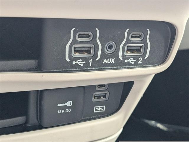 used 2022 Chrysler Pacifica car, priced at $25,000