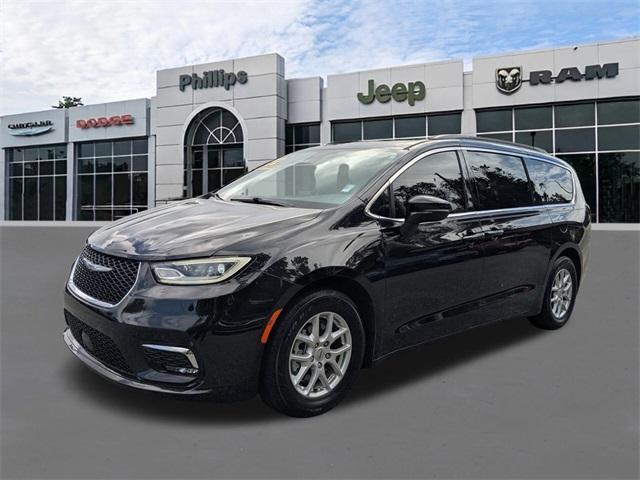 used 2022 Chrysler Pacifica car, priced at $25,000
