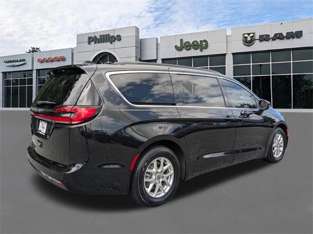 used 2022 Chrysler Pacifica car, priced at $25,000