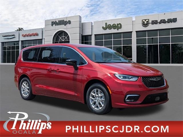 new 2025 Chrysler Pacifica car, priced at $46,220