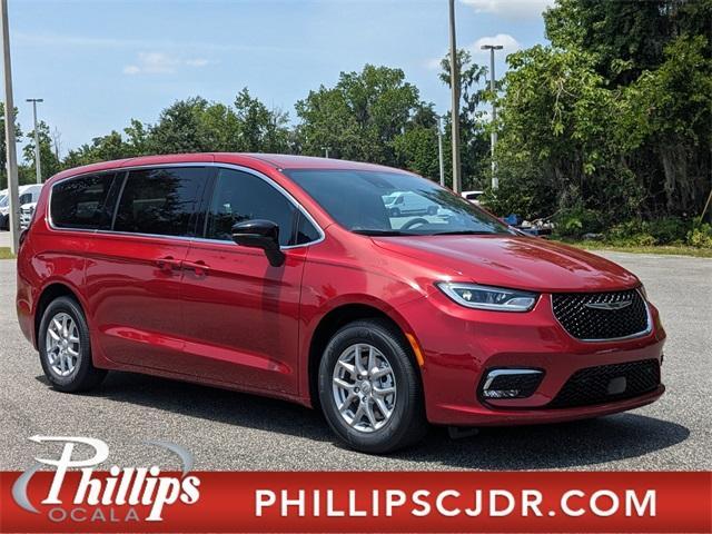new 2025 Chrysler Pacifica car, priced at $46,220