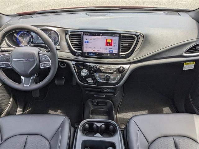 new 2025 Chrysler Pacifica car, priced at $46,220