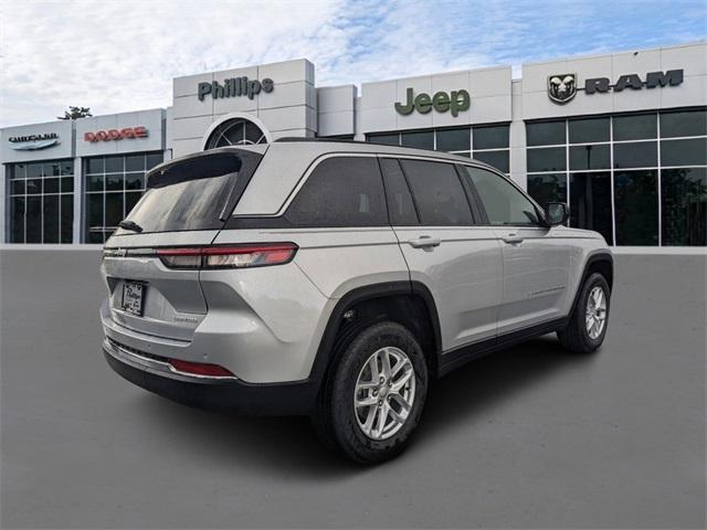 new 2024 Jeep Grand Cherokee car, priced at $42,498