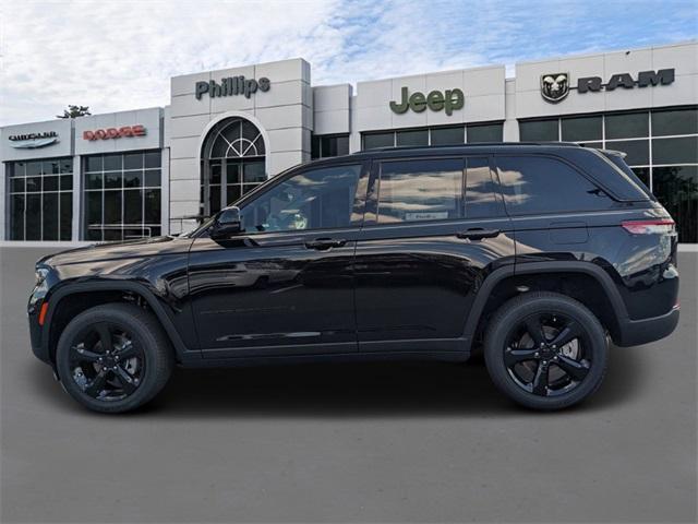 new 2024 Jeep Grand Cherokee car, priced at $44,420