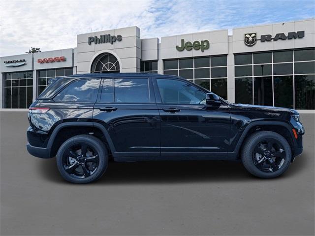 new 2024 Jeep Grand Cherokee car, priced at $44,420