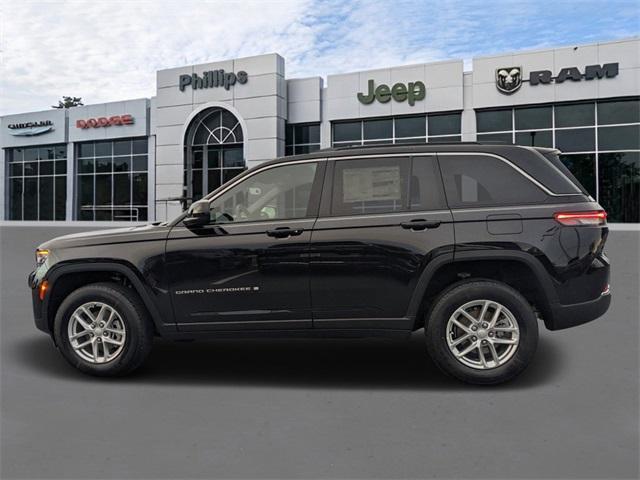 new 2025 Jeep Grand Cherokee car, priced at $38,675