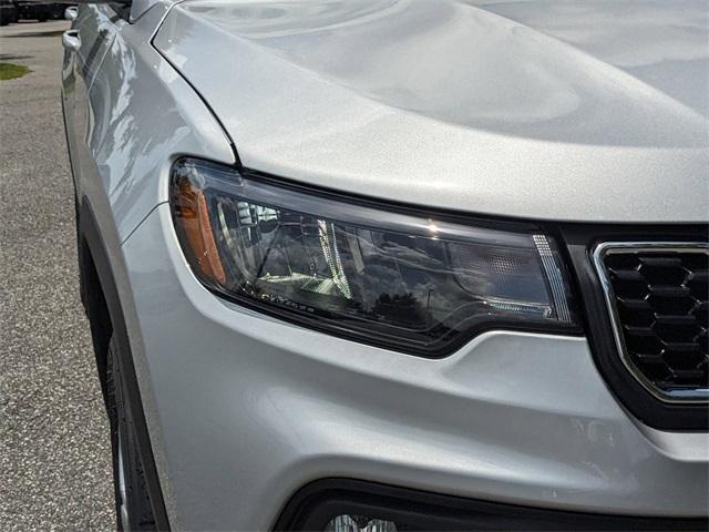 new 2025 Jeep Compass car, priced at $30,760