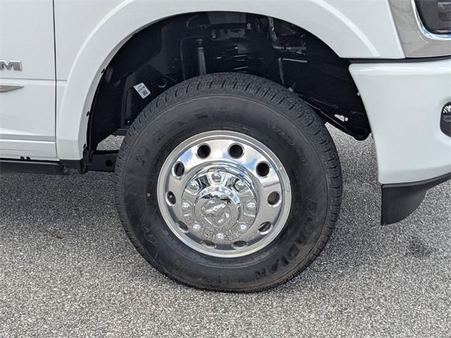 new 2025 Ram 3500 car, priced at $100,675