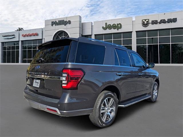 used 2022 Ford Expedition car, priced at $53,411