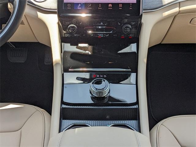 new 2025 Jeep Grand Cherokee car, priced at $45,495