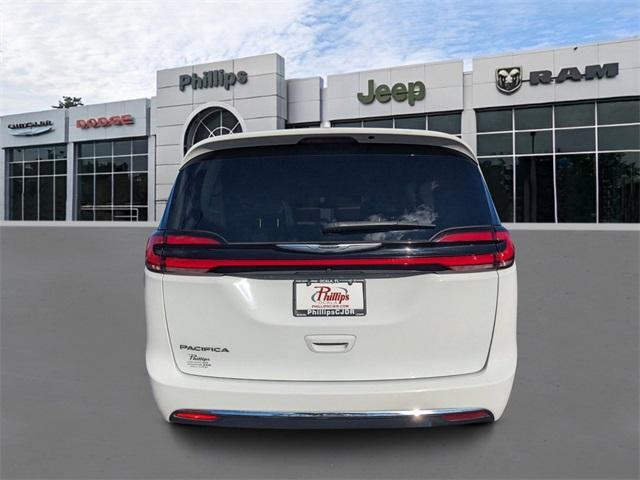 used 2022 Chrysler Pacifica car, priced at $21,669