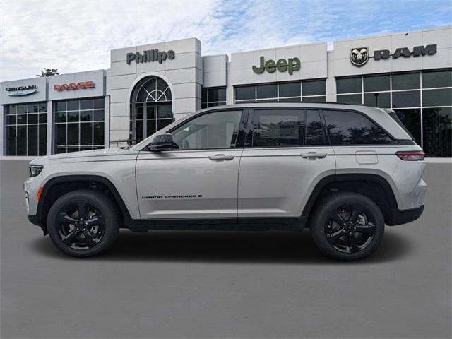 new 2025 Jeep Grand Cherokee car, priced at $44,675