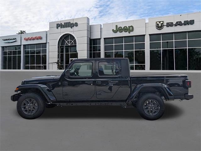 new 2025 Jeep Gladiator car, priced at $48,905