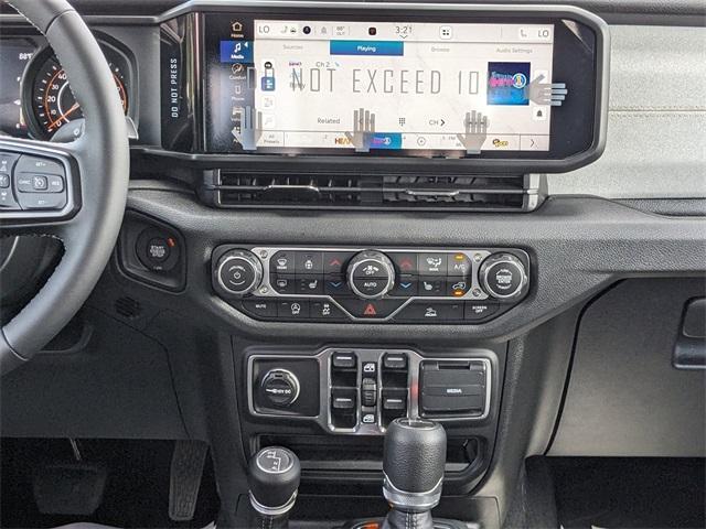 new 2025 Jeep Gladiator car, priced at $48,905