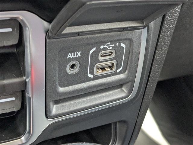 new 2025 Jeep Gladiator car, priced at $45,787