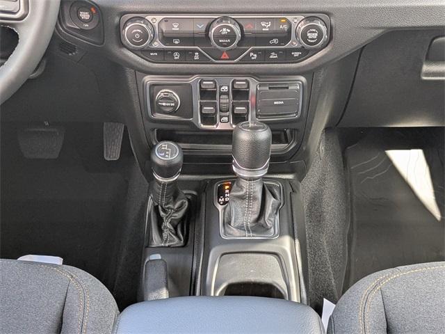 new 2025 Jeep Gladiator car, priced at $45,787