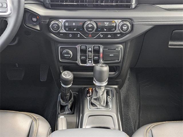 new 2025 Jeep Wrangler car, priced at $57,315