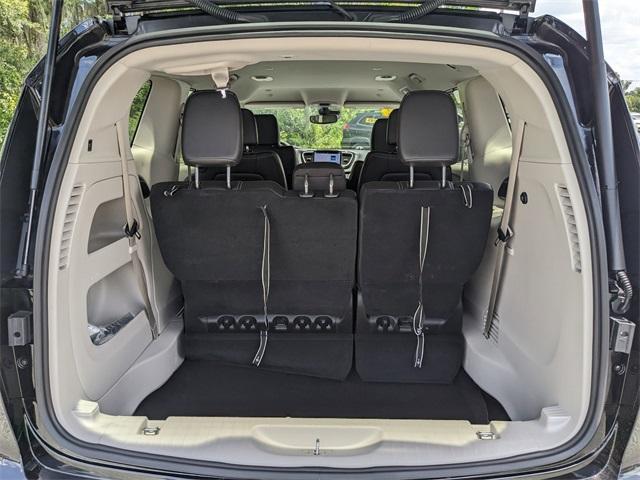 used 2024 Chrysler Pacifica car, priced at $32,789